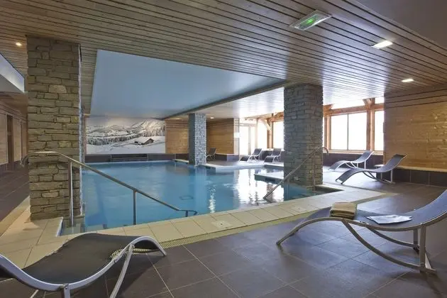 Le Chalet du Mont Vallon Spa Resort - Havuz