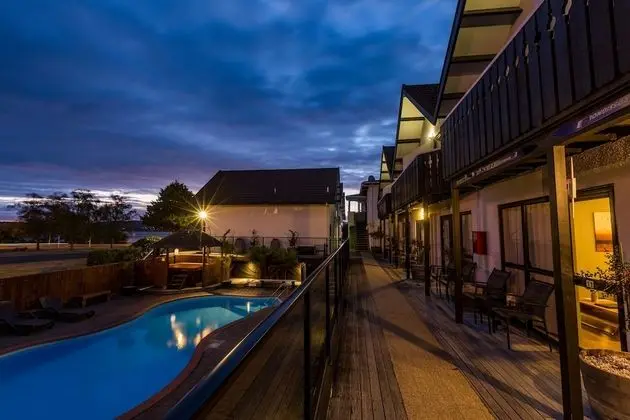 Le Chalet Suisse Motel Apartments