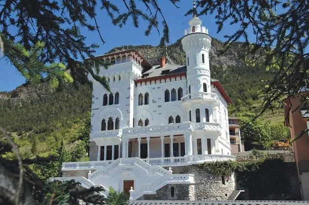 Le Château des Magnans - Dış Mekan