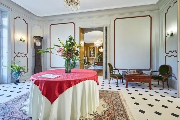 Le Château des Monts - Lobi