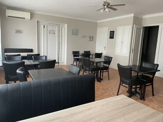 Hotel Le Clément V - Yerinde Yemek