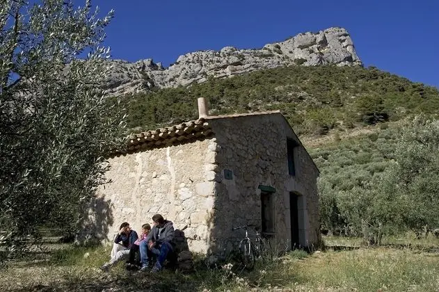 Le Cloître des Dominicains - Dış Mekan