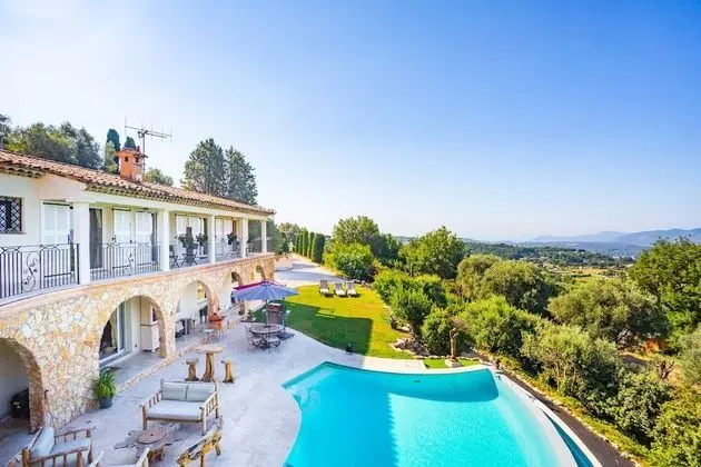 LE CLOS DES SENTEURS