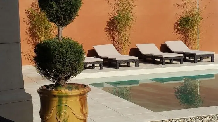 Le clos d'Uzès - Havuz