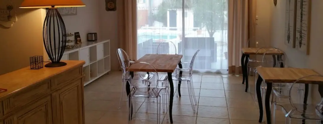 Le clos d'Uzès - İç Mekan