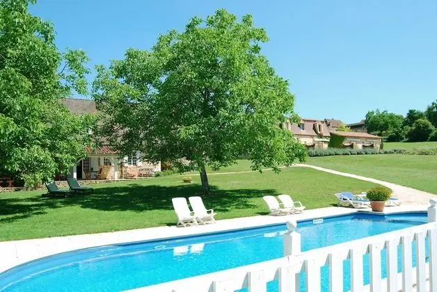 Le Clos Lascazes - Havuz