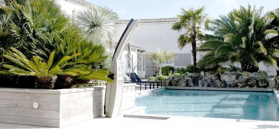 Le Clos Saint-Martin Hôtel & Spa - Havuz
