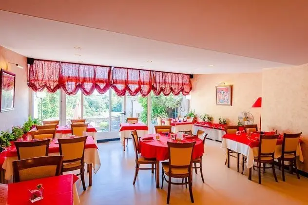 Hotel Le Commerce - Yerinde Yemek