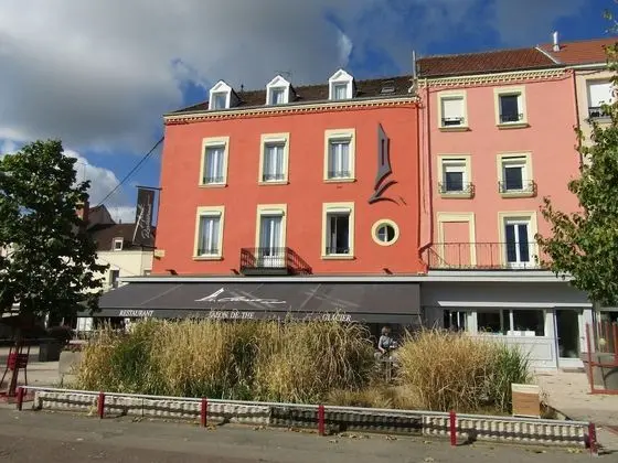 Le Creusot Hôtel - Dış Mekan