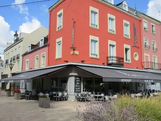 Le Creusot Hôtel - 1