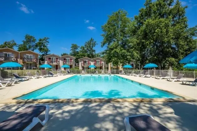 Le Domaine D'Albret - Golf & Resort - Havuz