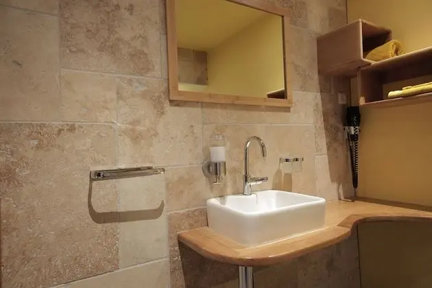 Le Domaine du Verger, Chambres et SPA Privé - Banyo Tipleri