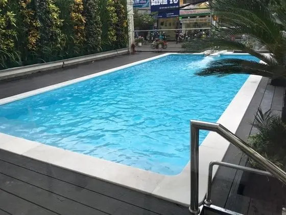 Le Duy Grand Hotel - Havuz