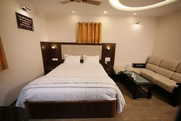 Le Emmaus Residency - Oda
