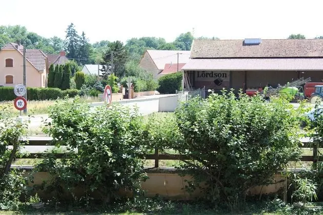 Le Fauverney Lodge