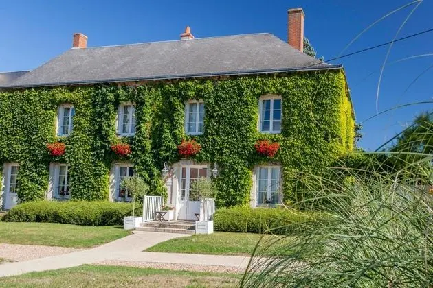 Le Fleuray Hotel & Restaurant Le Colonial - 1