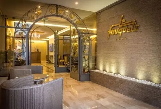 Le Fouquet's - Lobi