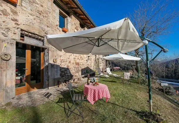 Le Fratte Sport and Relax in Hilly Area