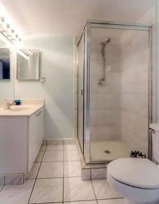 Le Frontenac 404 by Go Florida Condo - İç Mekan
