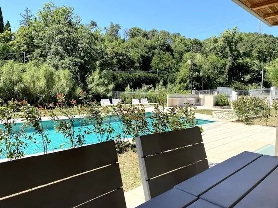 Le Village Sarzana