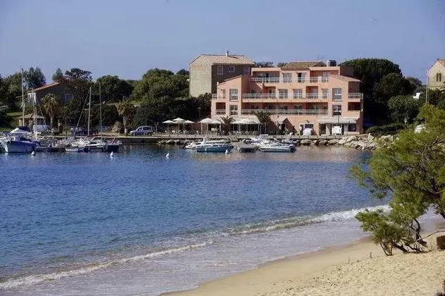 Le Golfe, Piscine & Spa Casanera