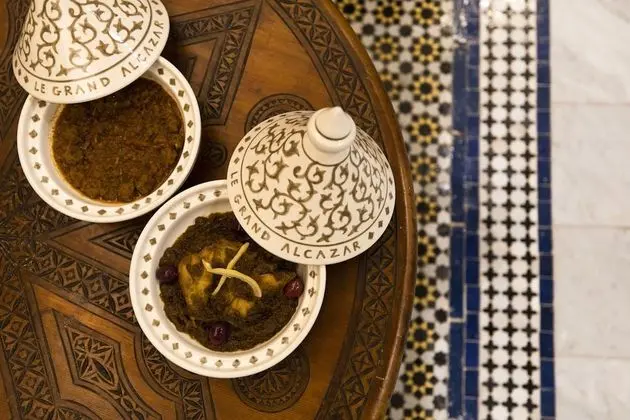 Le Grand Alcazar - Yerinde Yemek