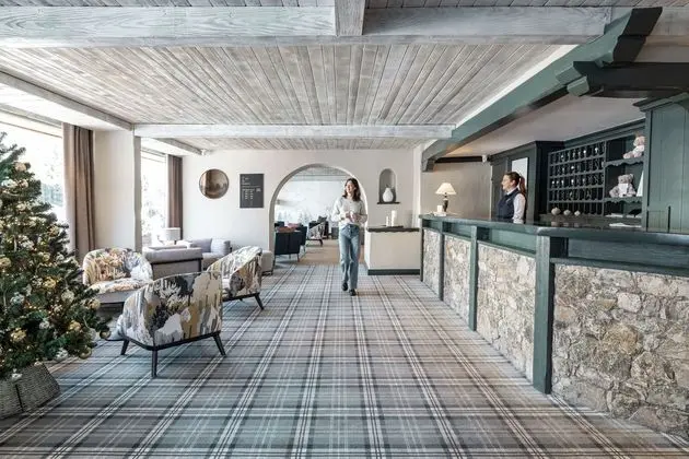 Le Grand Hotel Courchevel 1850 - Lobi