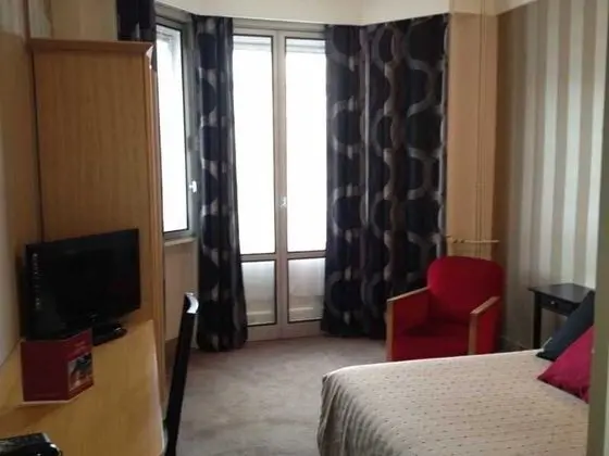 Le Grand Hotel De Lesperance - Genel