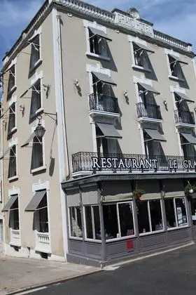 Le Grand Hôtel - Dış Mekan