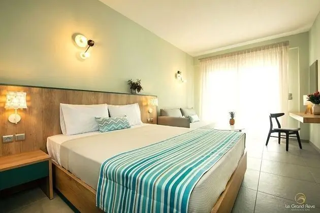 Le Grand Reve Apartments & Luxury Suites - Oda