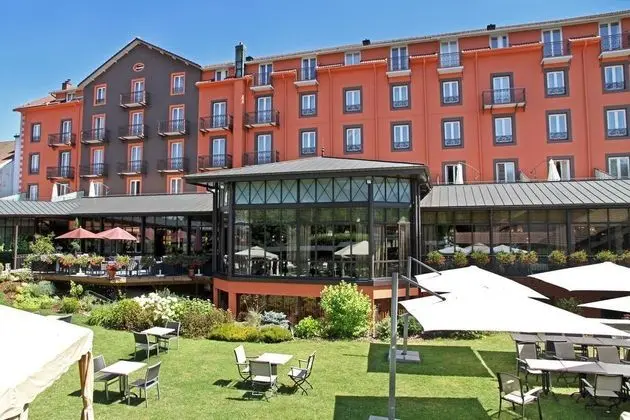 Le Grand Hotel Spa et son Chalet - Genel