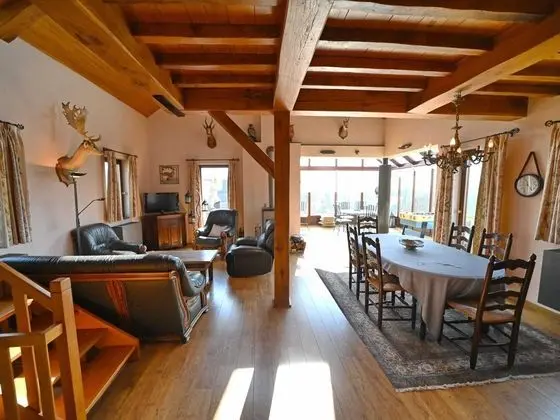 Le Hibou is a Very Spacious Holiday Home for 6 Adults and 2 Children - Yerinde Yemek