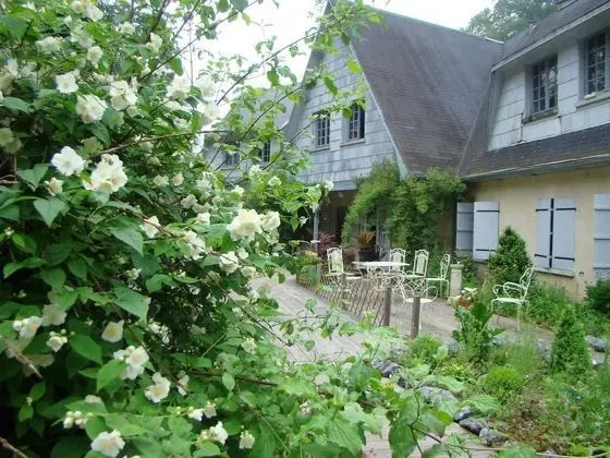 Le jardin de Saint Jean - Dış Mekan