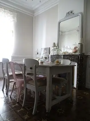 Le Logis Blanc. Chambres d'hotes - Yerinde Yemek