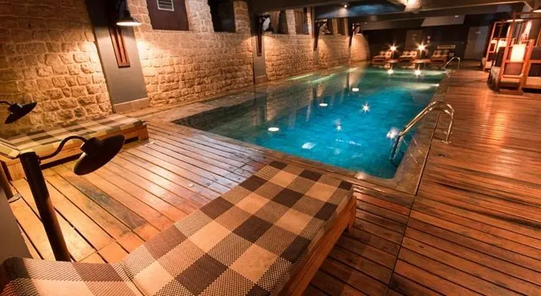 Le Louvre Hotel & Spa - Havuz
