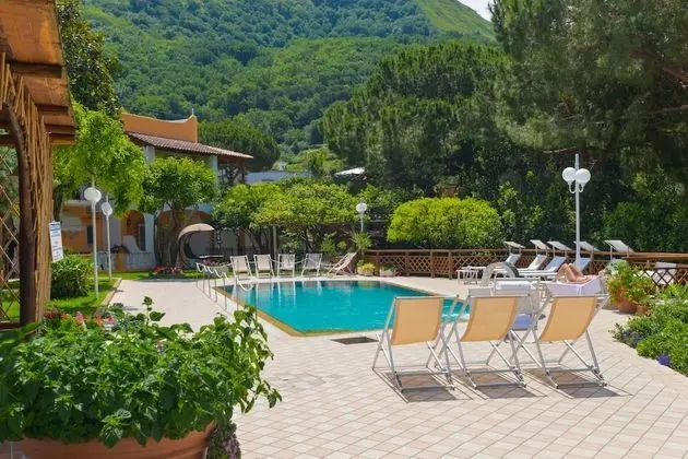 Villa Le Magnolie - Havuz