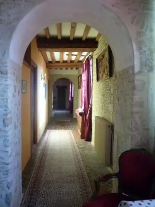 Le Manoir de la Rivière - İç Mekan
