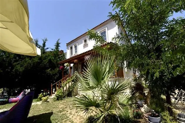 Le Mansion Otel