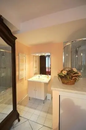 Le Meix des Fort Chambre d'hôtes - Banyo Özellikleri