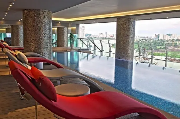 Le Meridien Saigon - Havuz