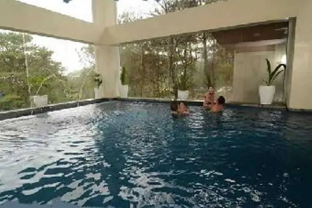 Le Monet Hotel - Havuz