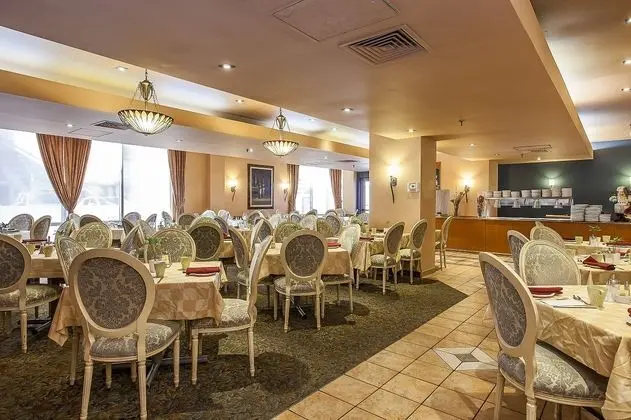 Le Nouvel Hotel & Spa