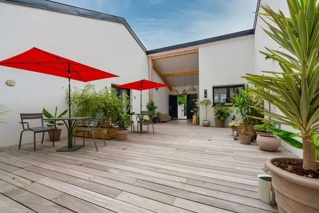 Le patio d'Oscar - Öne Çıkan Resim
