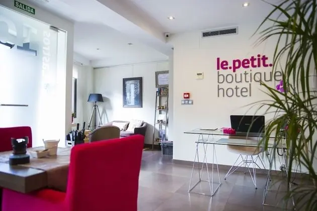 Le Petit Boutique Hotel - Adults Only - Lobi