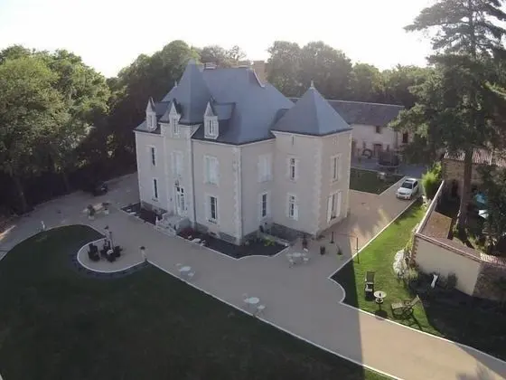 LE Petit Chateau DES Cedres - Dış Mekan