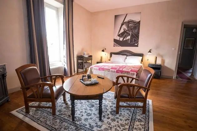 LE Petit Chateau DES Cedres - Oda