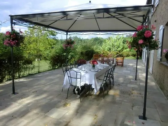Le Petit Manoir Des Bruyeres - Yerinde Yemek