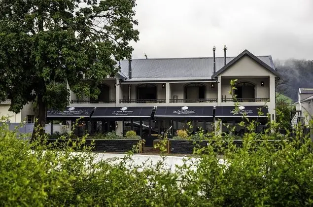 Le Petit Manoir Franschhoek - Dış Mekan