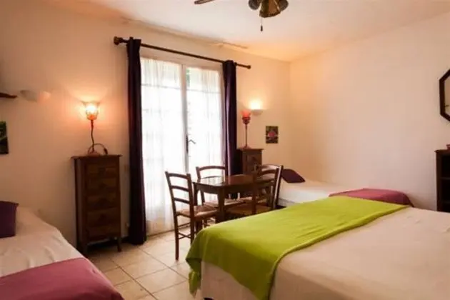 Le Petit Manoir - 1