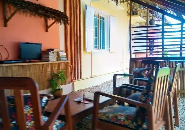 Hotel Le Petit Paradis - Lobi